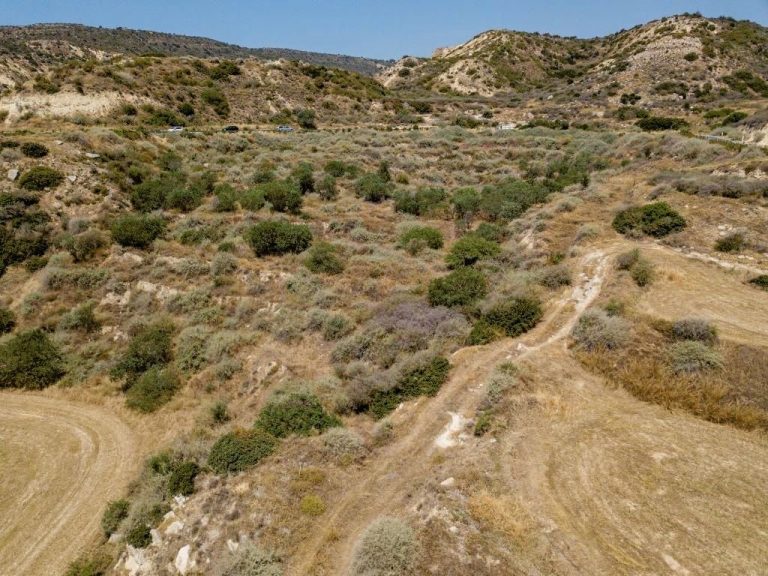 5,859m² Plot for Sale in Pissouri, Limassol District