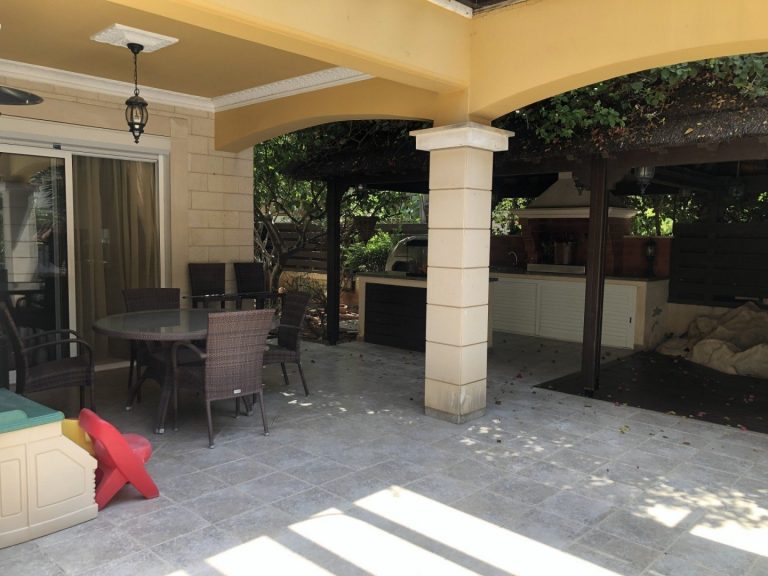 4 Bedroom House for Sale in Germasogeia, Limassol District
