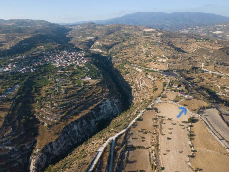 3,011m² Plot for Sale in Vasa Koilaniou, Limassol District