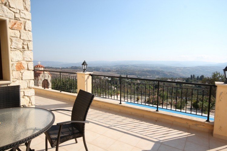 4 Bedroom House for Sale in Paphos