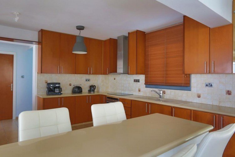 3 Bedroom House for Sale in Kissonerga, Paphos District