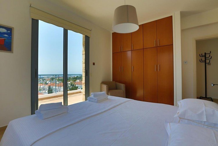 3 Bedroom House for Sale in Kissonerga, Paphos District