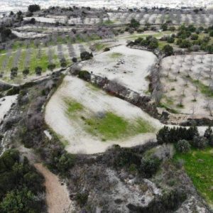 5,686m² Plot for Sale in Mesa Chorio, Paphos District