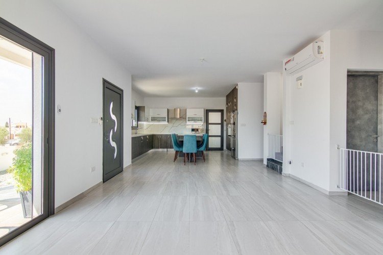 4 Bedroom House for Sale in Konia, Paphos District