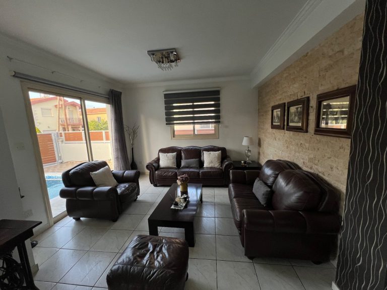 4 Bedroom House for Rent in Ypsonas, Limassol District