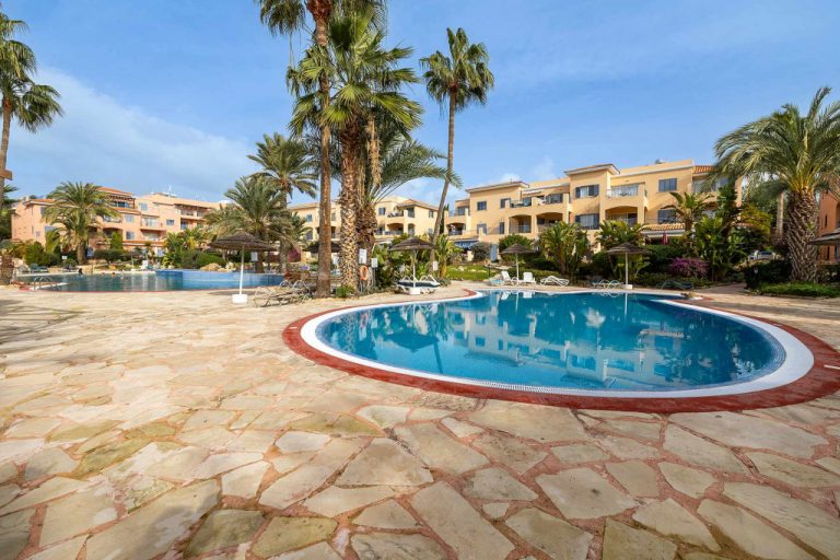 2 Bedroom Apartment for Sale in Kato Paphos