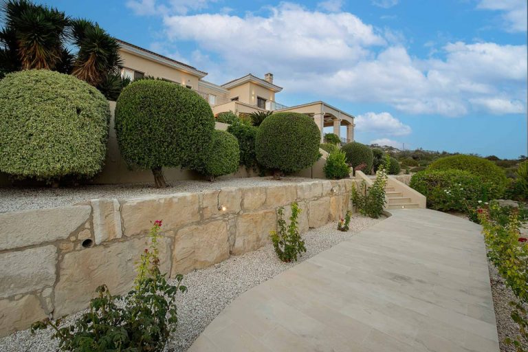 5 Bedroom House for Sale in Pegeia, Paphos District