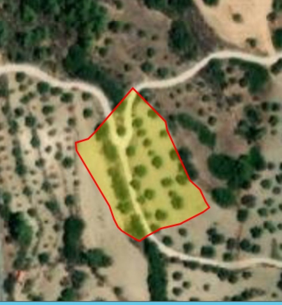 4,348m² Plot for Sale in Lysos, Paphos District