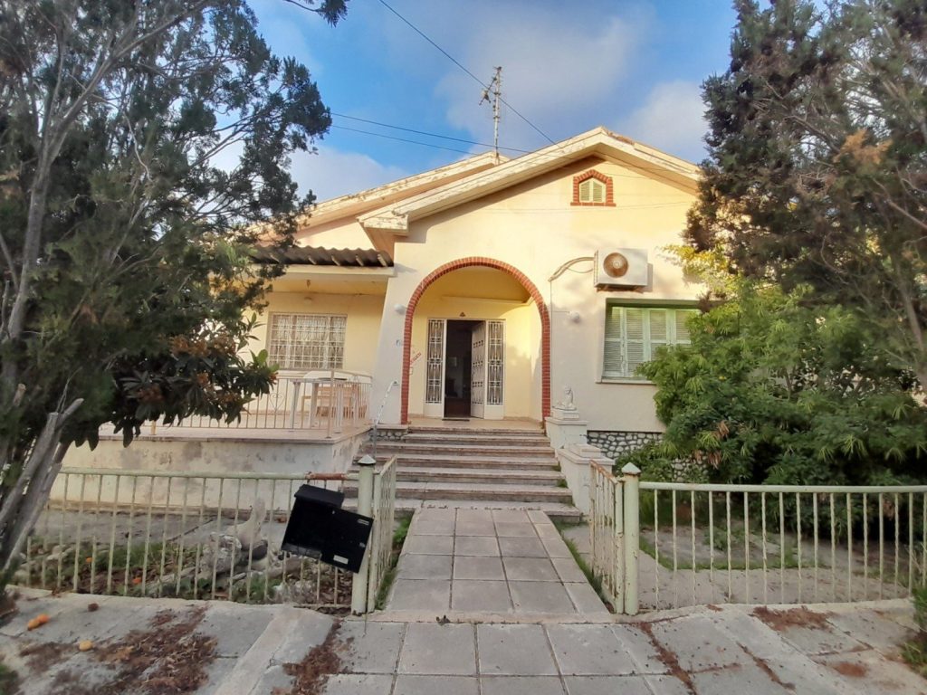 2 Bedroom House for Sale in Paphos – Agios Theodoros