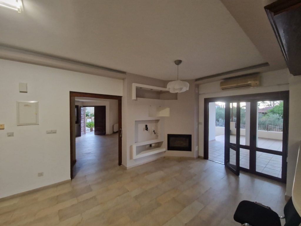 4 Bedroom House for Rent in Nicosia District