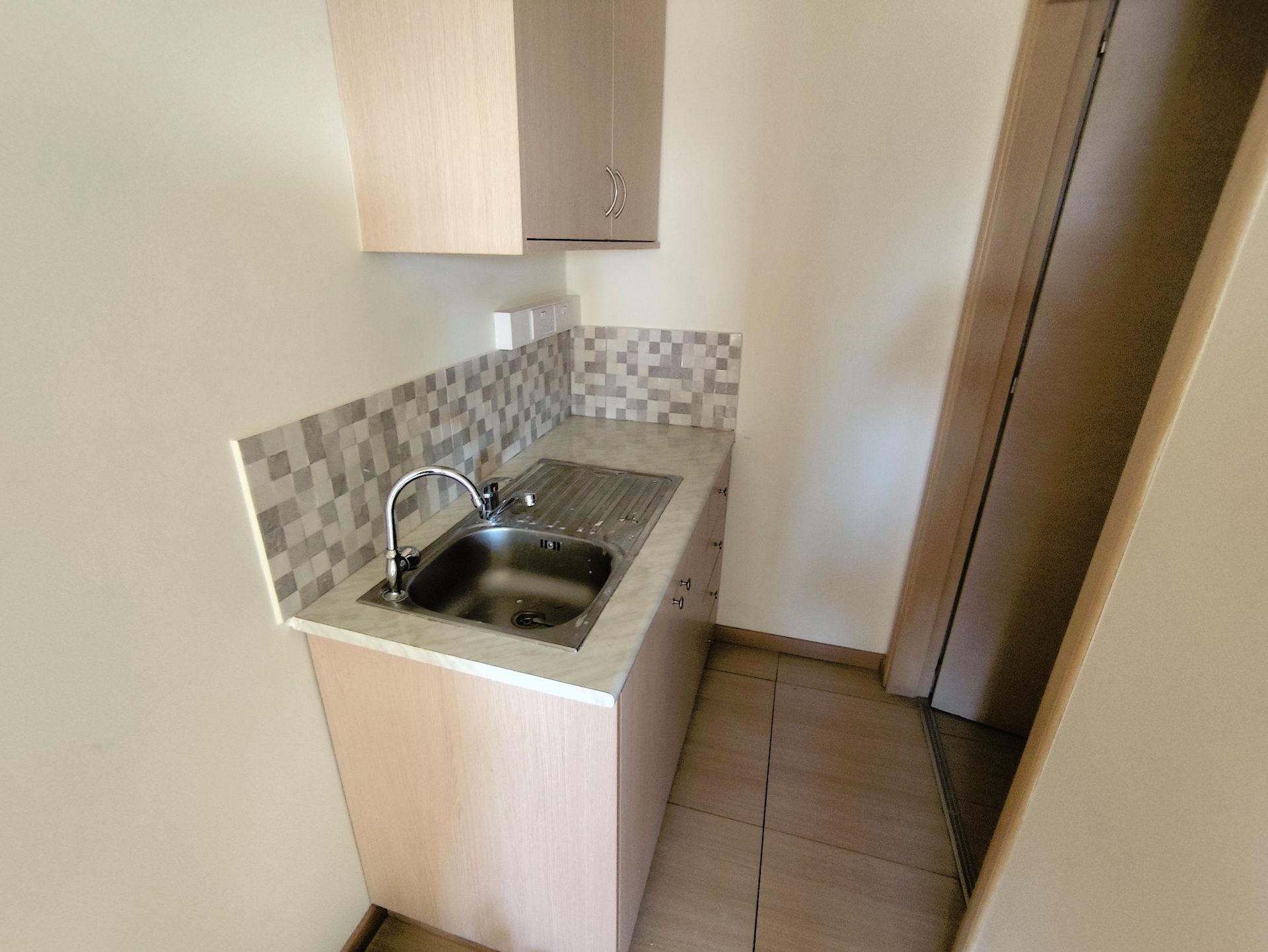 95m² Office for Rent in Limassol – Mesa Geitonia