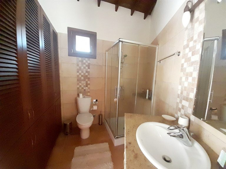 Σπίτι 3 Υπνοδωματίων προς Ενοικίαση στη Χούλου, Επαρχία Πάφου