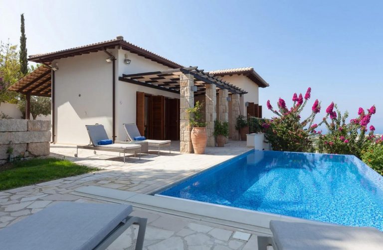 2 Bedroom House for Sale in Aphrodite Hills, Paphos District