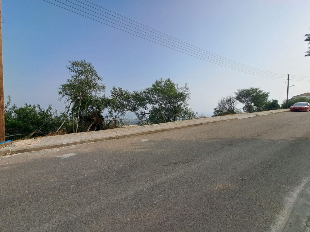 1,022m² Plot for Sale in Tala, Paphos District