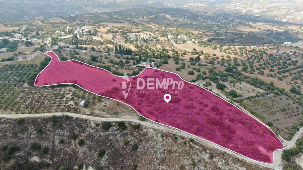 31,773m² Plot for Sale in Pano Akourdaleia, Paphos District