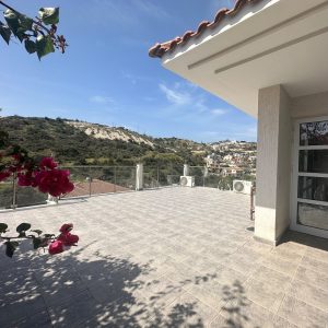 4 Bedroom House for Sale in Agios Tychonas, Limassol District