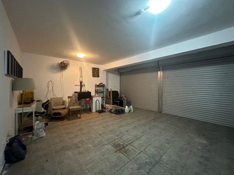 4 Bedroom House for Sale in Agios Tychonas, Limassol District