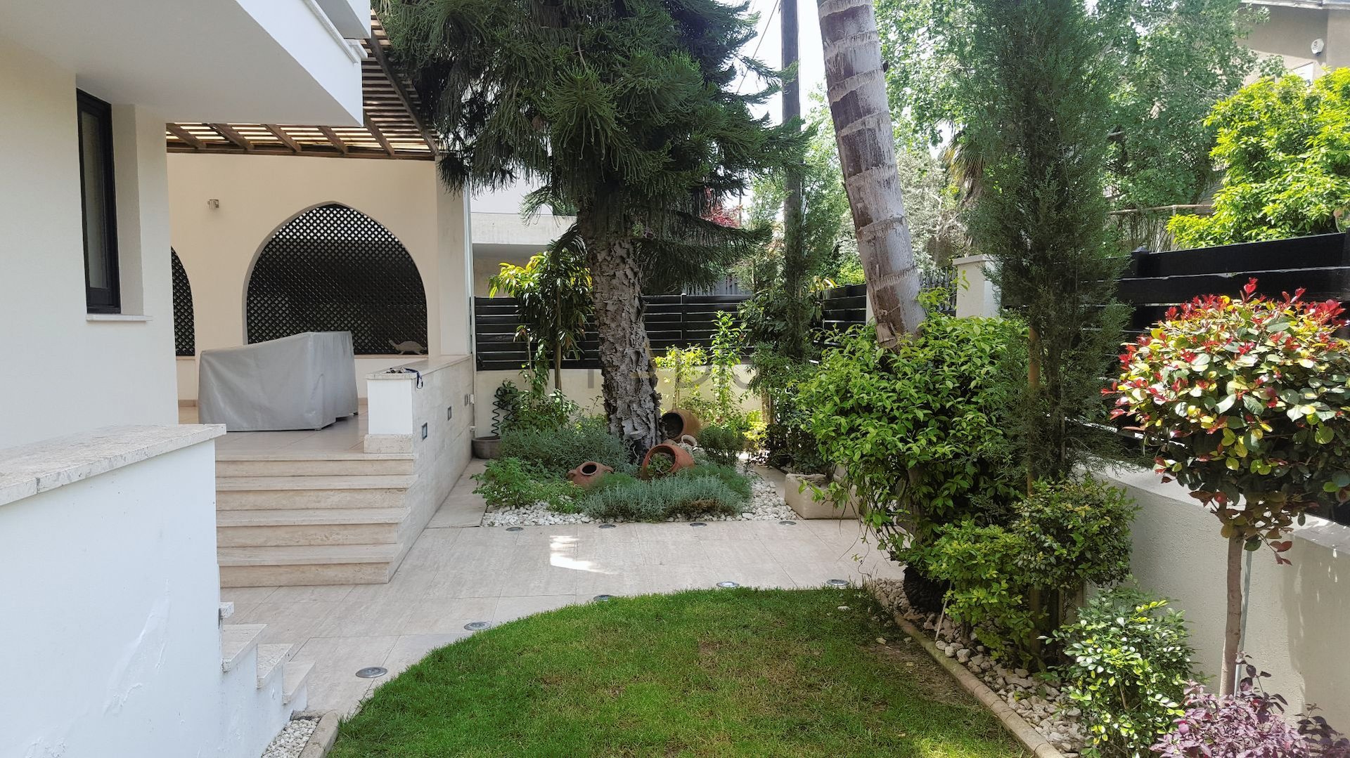 3 Bedroom House for Rent in Agioi Omologites, Nicosia District