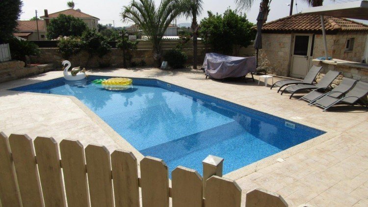 4 Bedroom House for Rent in Pyrgos Lemesou, Limassol District