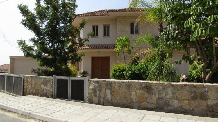 4 Bedroom House for Rent in Pyrgos Lemesou, Limassol District