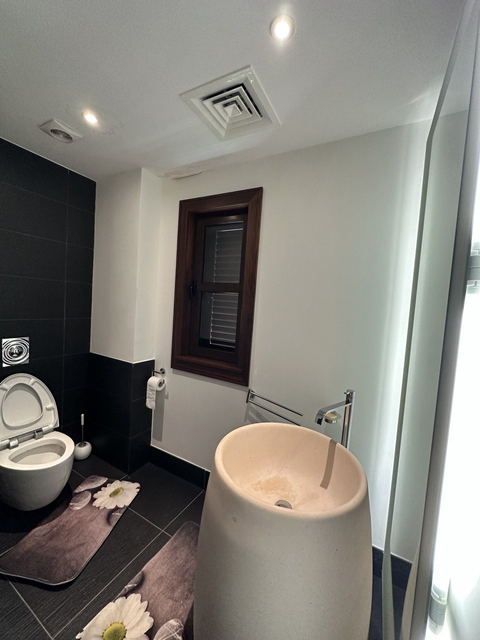 3 Bedroom Apartment for Sale in Pyrgos Lemesou, Limassol District