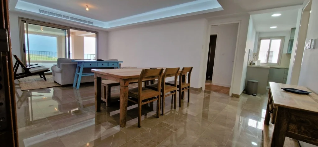 3 Bedroom Apartment for Sale in Tombs Of the Kings, Paphos District