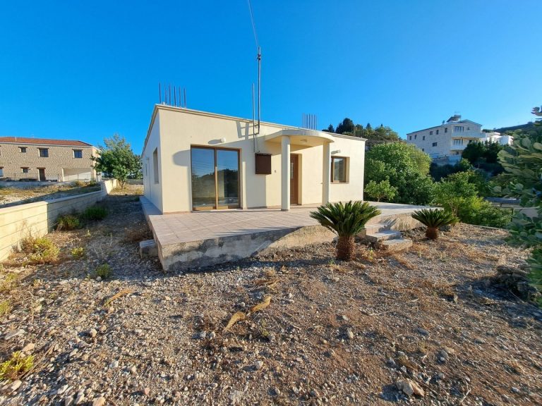 3 Bedroom House for Sale in Theletra, Paphos District