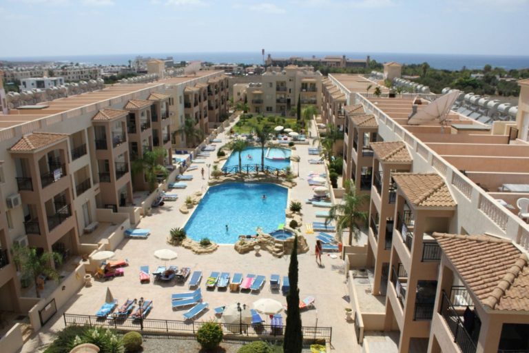 2 Bedroom Apartment for Sale in Tombs Of the Kings, Paphos District