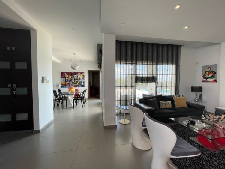 4 Bedroom House for Rent in Ypsonas, Limassol District