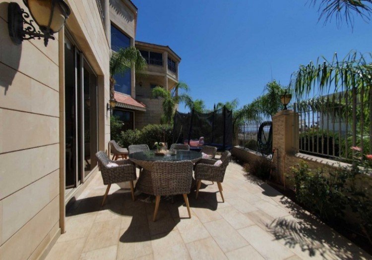 6+ Bedroom House for Rent in Limassol District