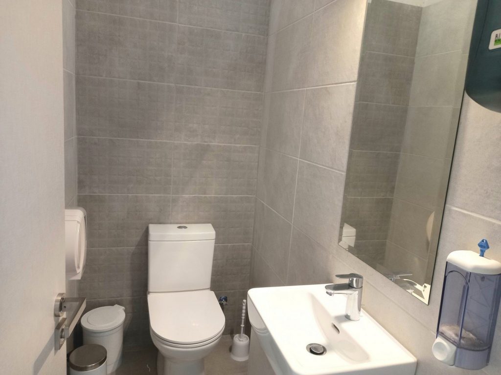 110m² Office for Rent in Limassol District