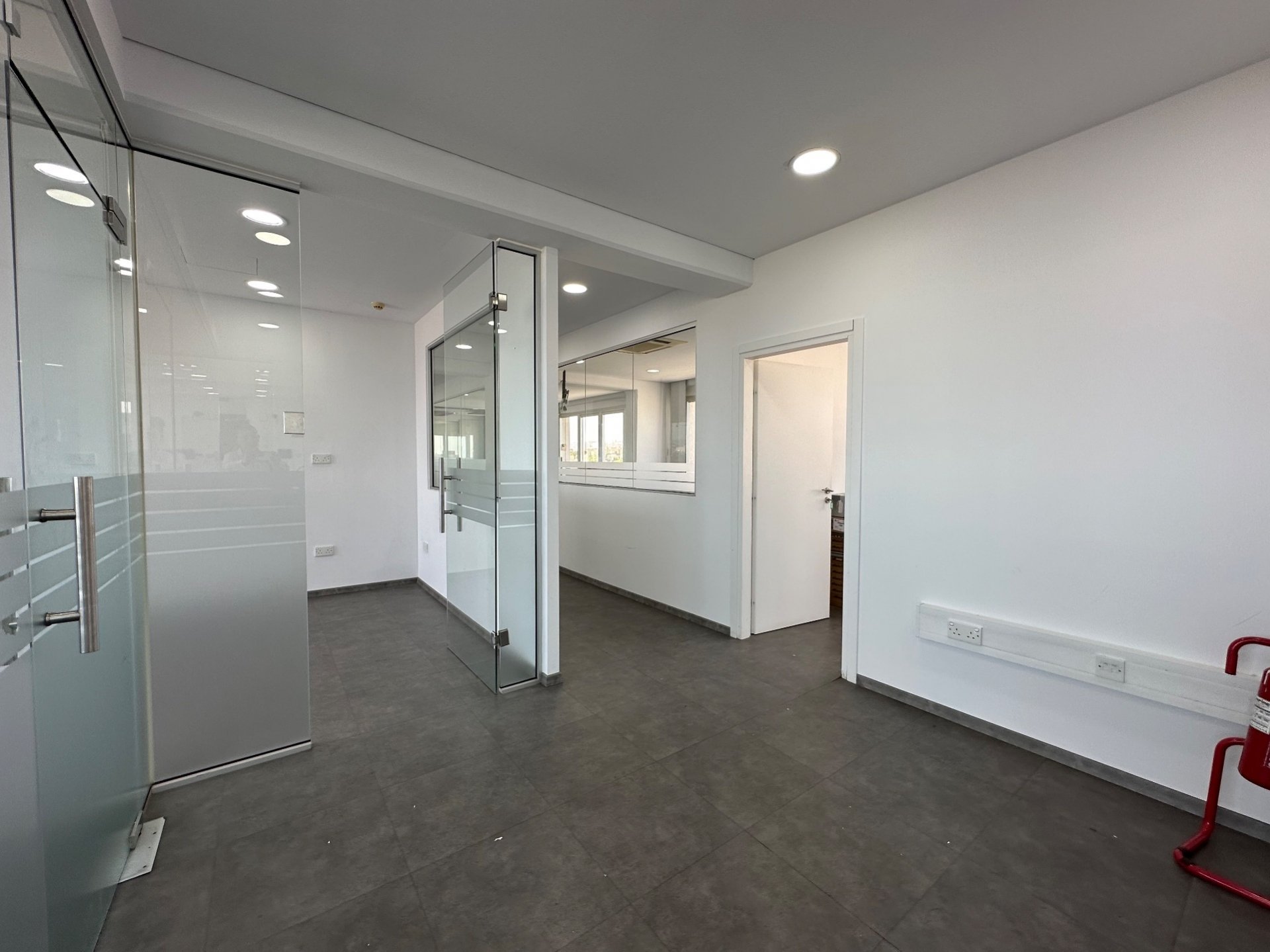 350m² Office for Rent in Limassol – Mesa Geitonia