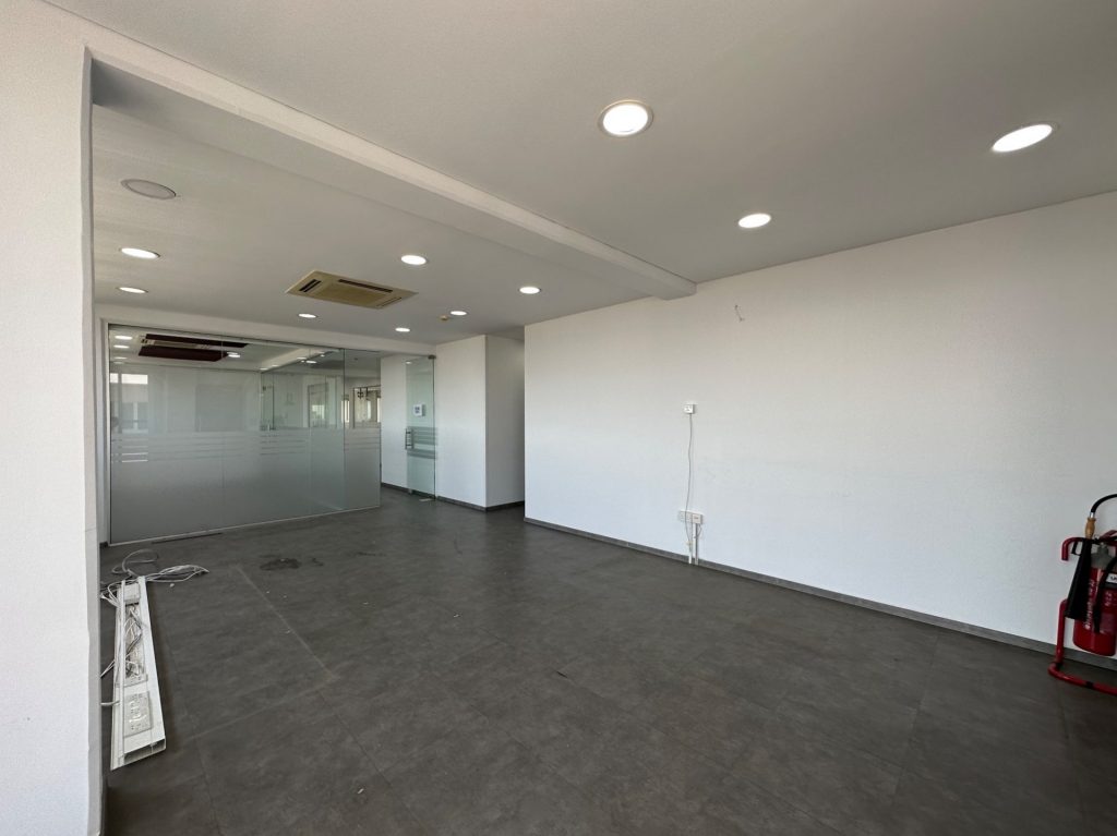 350m² Office for Rent in Limassol – Mesa Geitonia