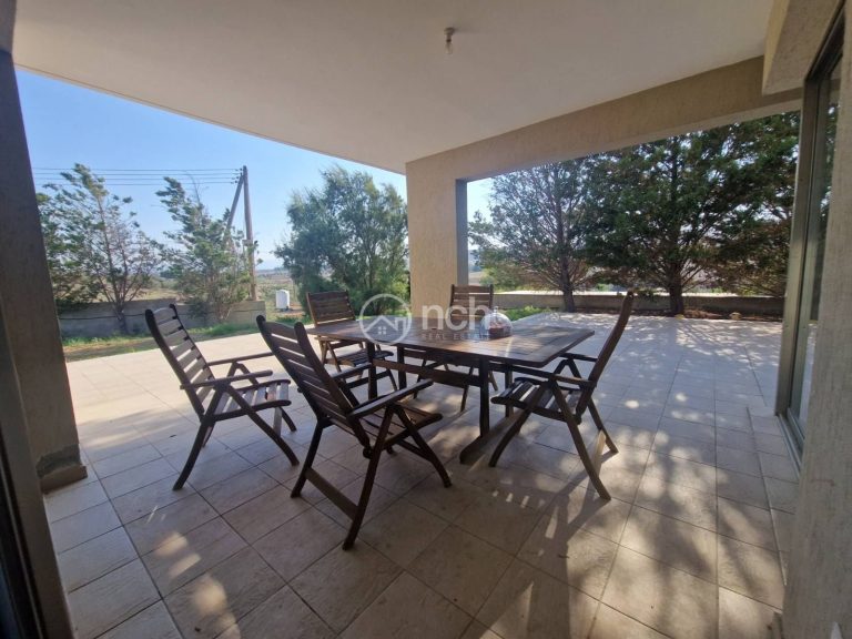 4 Bedroom House for Sale in Pano Deftera, Nicosia District