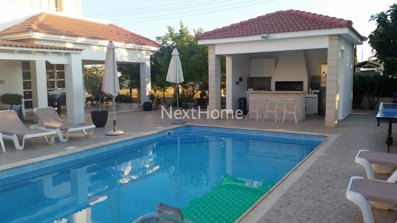 4 Bedroom House for Sale in Alethriko, Larnaca District