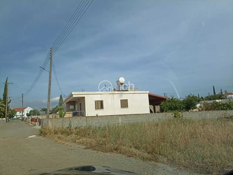 1,188m² Residential Plot for Sale in Palaiometocho, Nicosia District