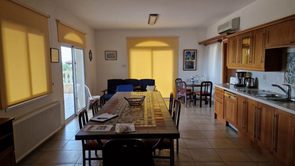 6+ Bedroom House for Rent in Kolossi, Limassol District