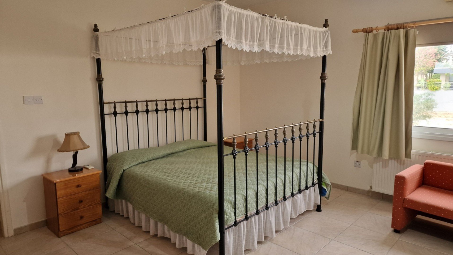 6+ Bedroom House for Rent in Kolossi, Limassol District