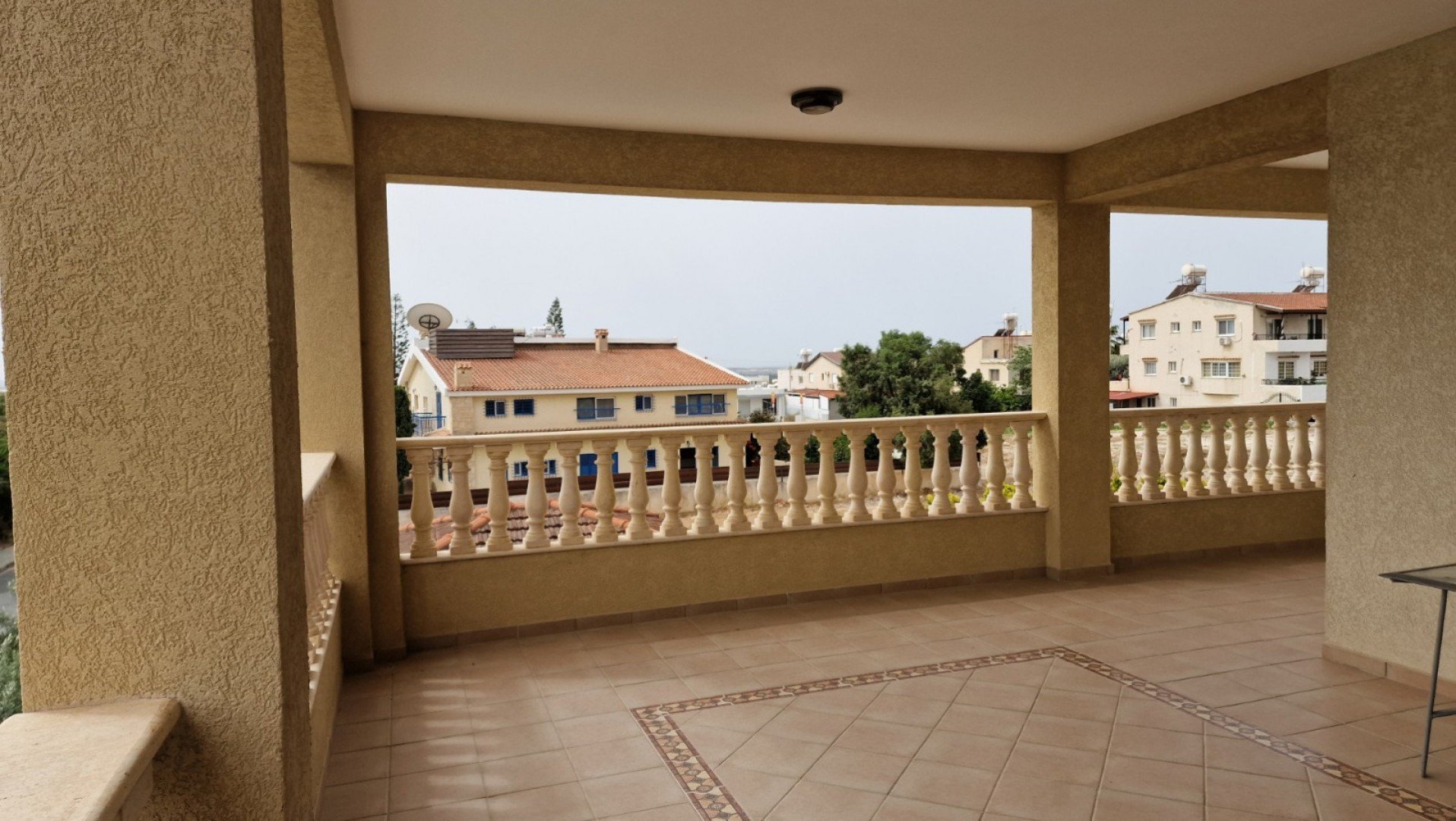 6+ Bedroom House for Rent in Kolossi, Limassol District