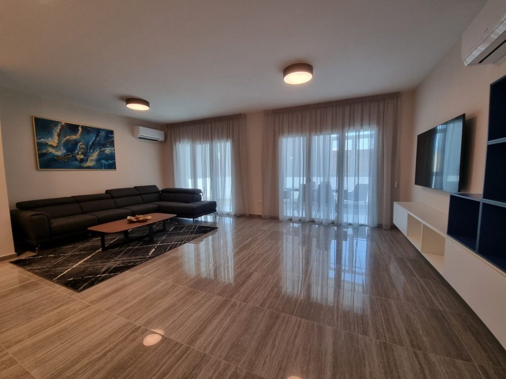 4 Bedroom Apartment for Rent in Parekklisia, Limassol District