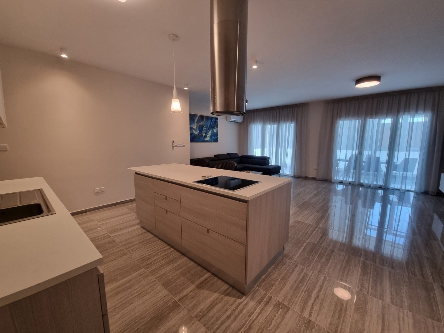 4 Bedroom Apartment for Rent in Parekklisia, Limassol District