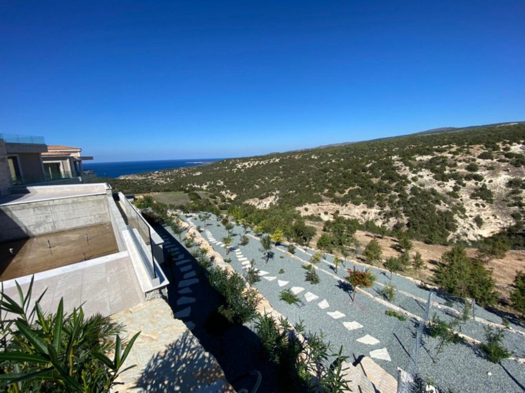 6+ Bedroom House for Sale in Peyia, Paphos District