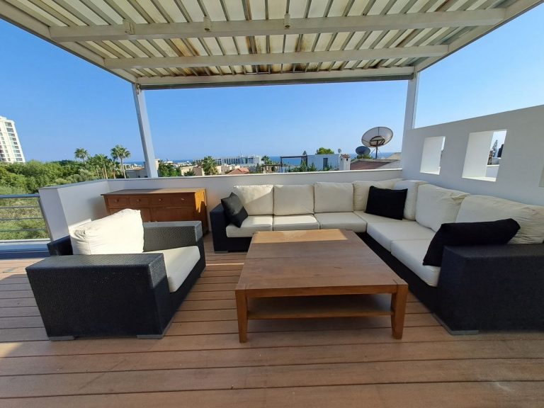 4 Bedroom House for Sale in Pyrgos Lemesou Tourist Area, Limassol District