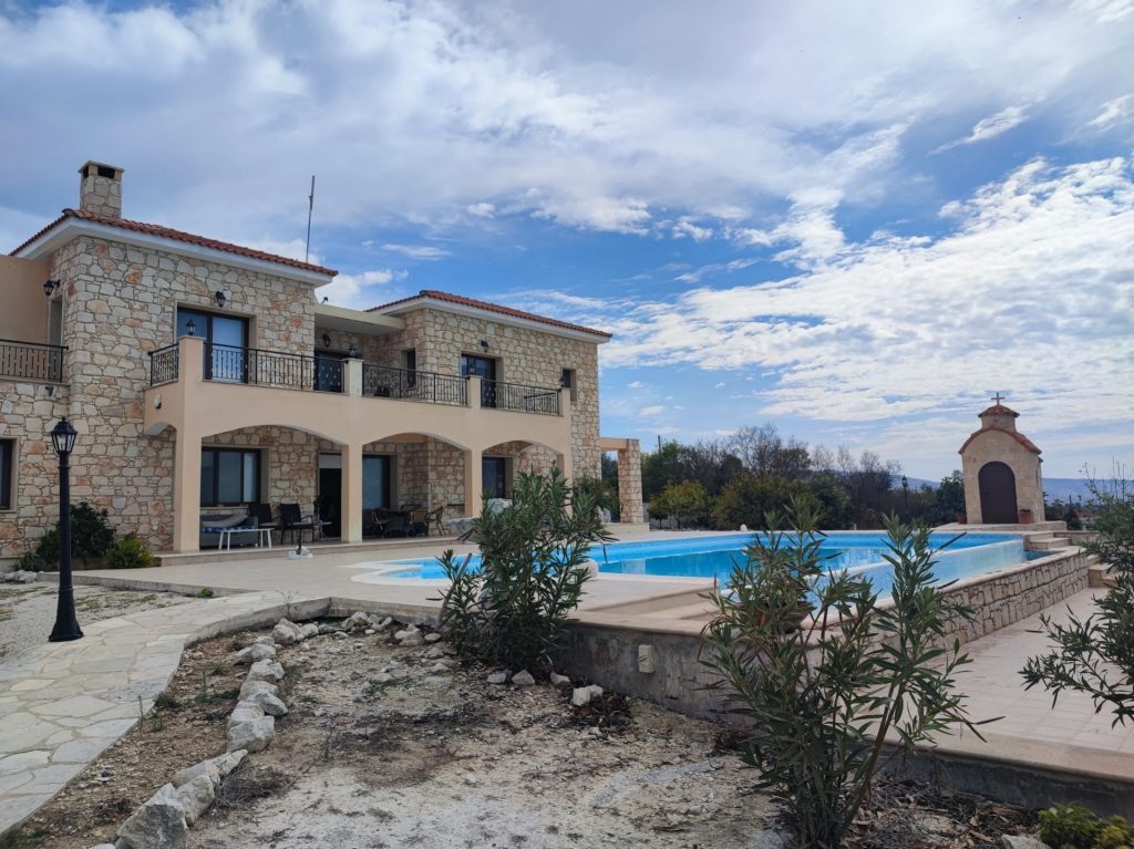 5 Bedroom House for Sale in Paphos District