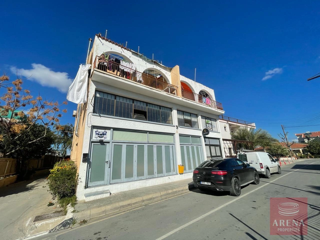 640m² Building for Sale in Pervolia Larnacas