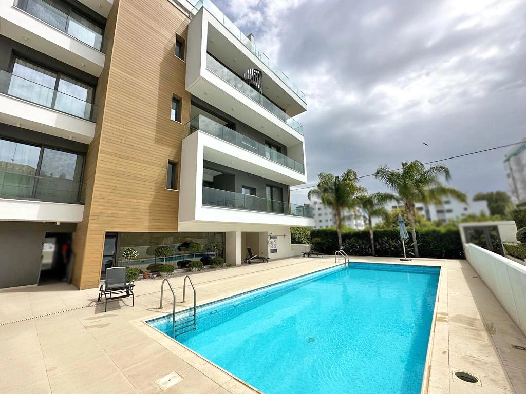 4 Bedroom Apartment for Sale in Germasogeia, Limassol District