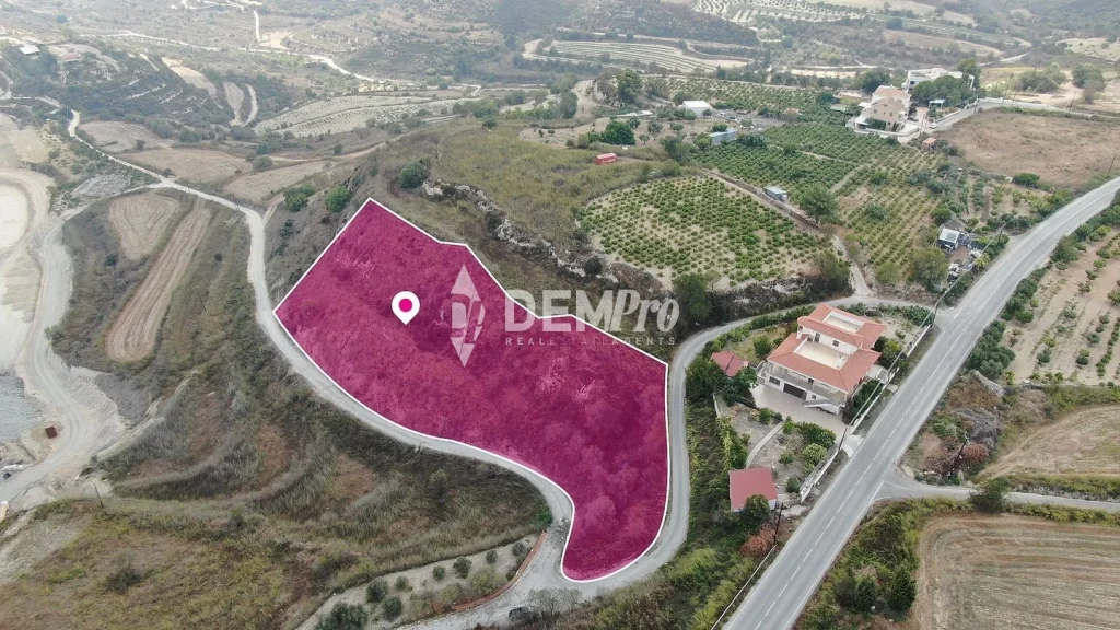 5,017m² Plot for Sale in Tsada, Paphos District