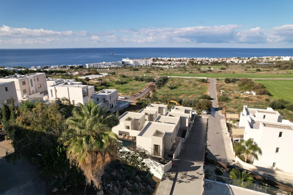 3 Bedroom House for Sale in Chlorakas, Paphos District