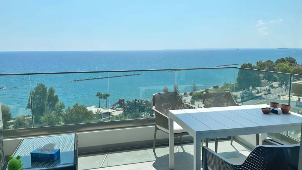 2 Bedroom Apartment for Sale in Agios Tychonas, Limassol District