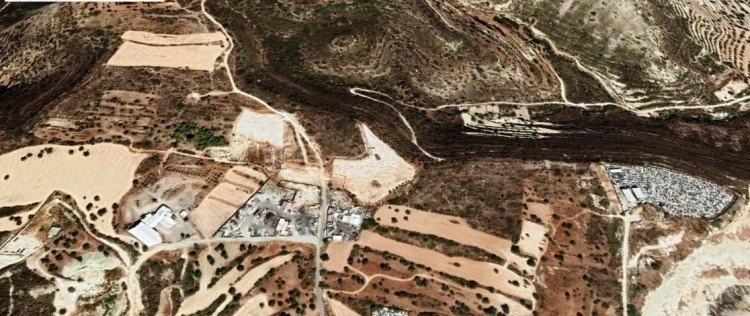 11,600m² Plot for Sale in Ypsonas, Limassol District